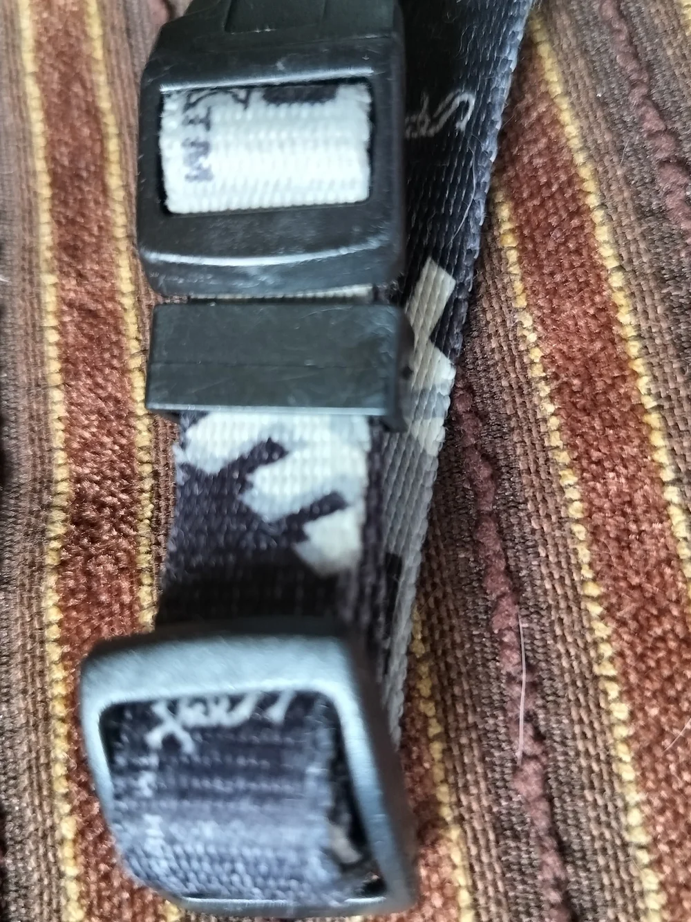 Chicago White Sox Half Inch Dog/Cat Collar  Black/Gray For 12 -14 Neck